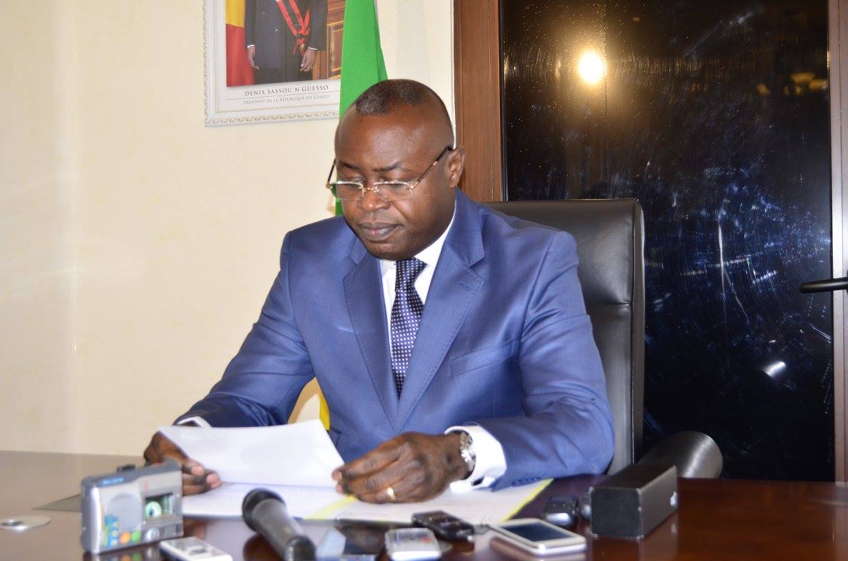 Mot de Monsieur le Ministre des Postes et Télécommunications, Léon Juste IBOMBO concernant la mauvaise utilisation des réseaux sociaux